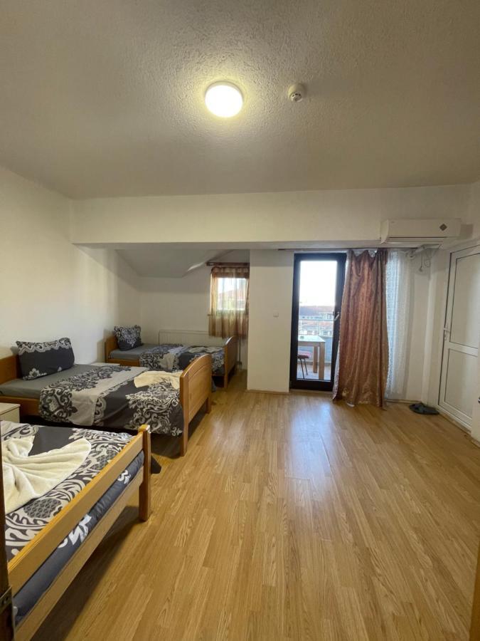 Ela Hostel Prizren Kültér fotó